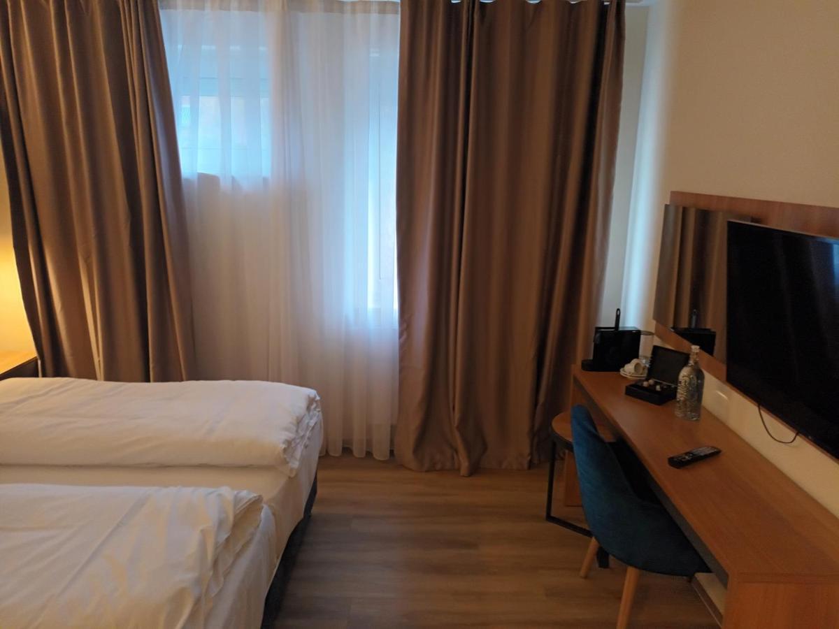 O&O Hotel Oberursel Zentrum Bagian luar foto